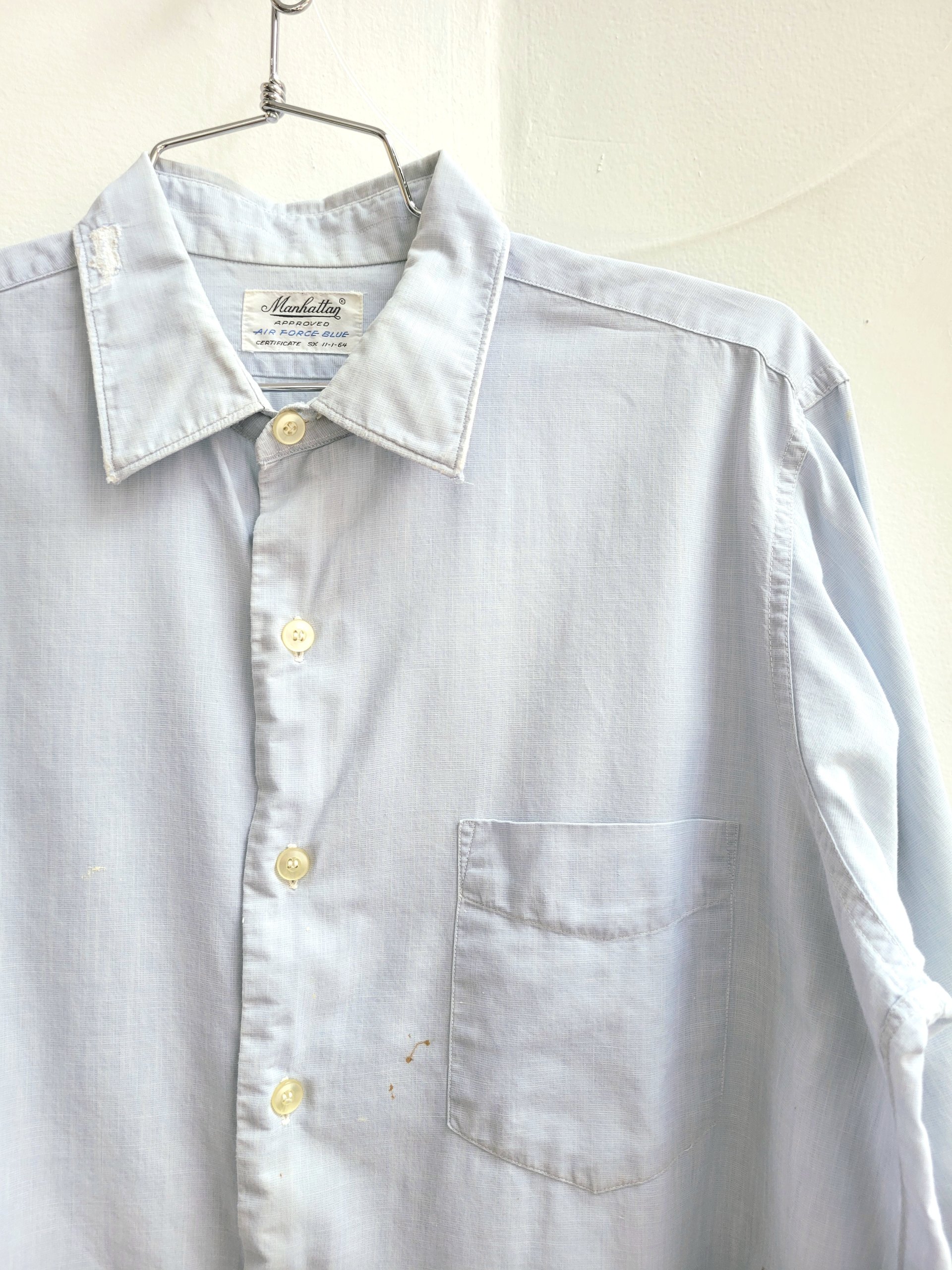 1960 Manhattan Air Force blue button up shirt, medium
