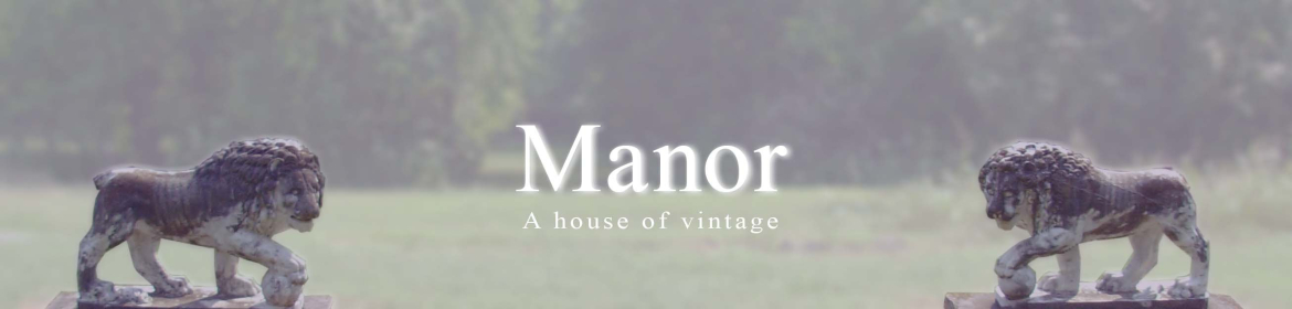 Manor Vintage Banner