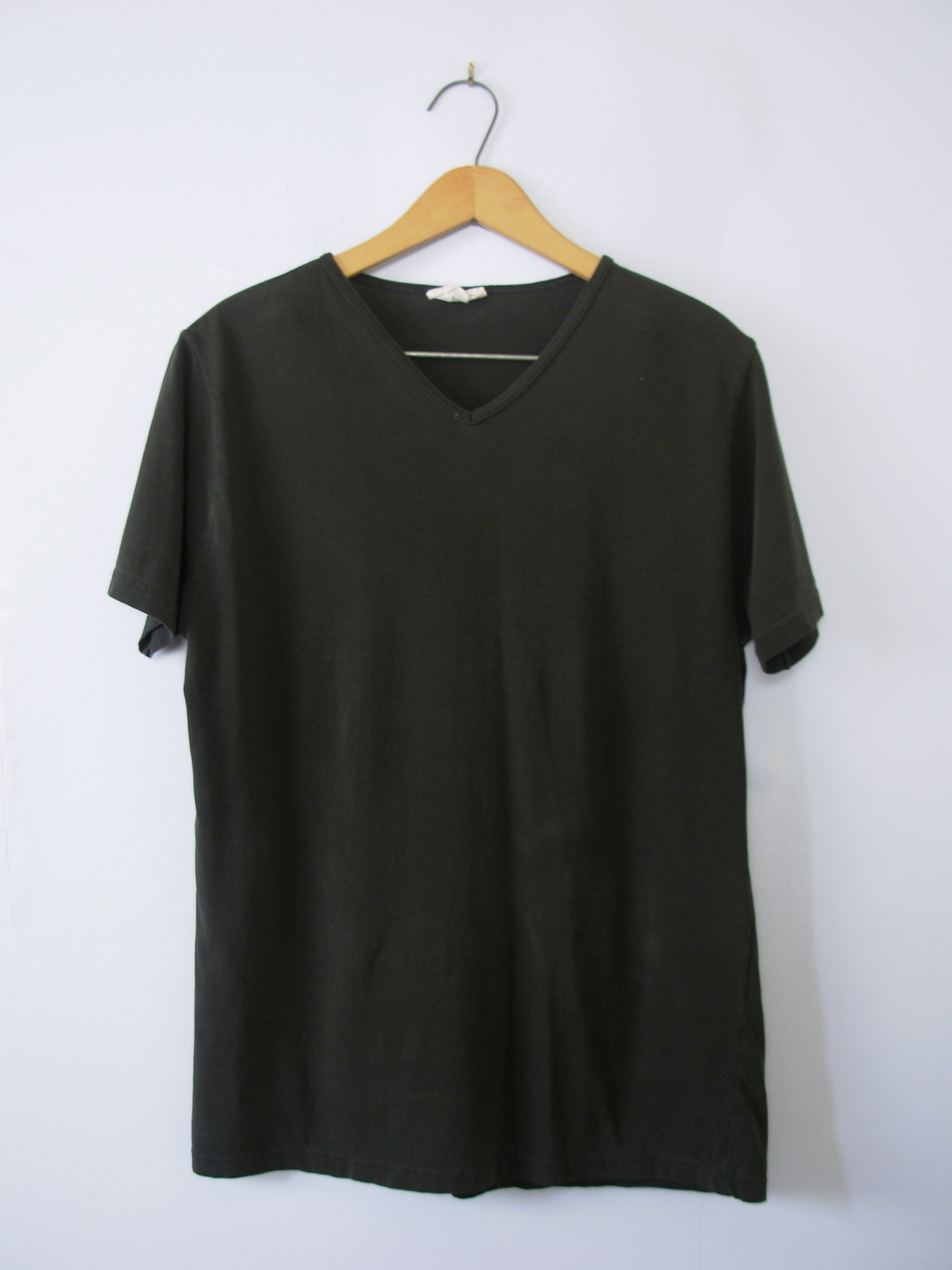 Vintage 90's distressed plain black tee shirt, women's size medium ...