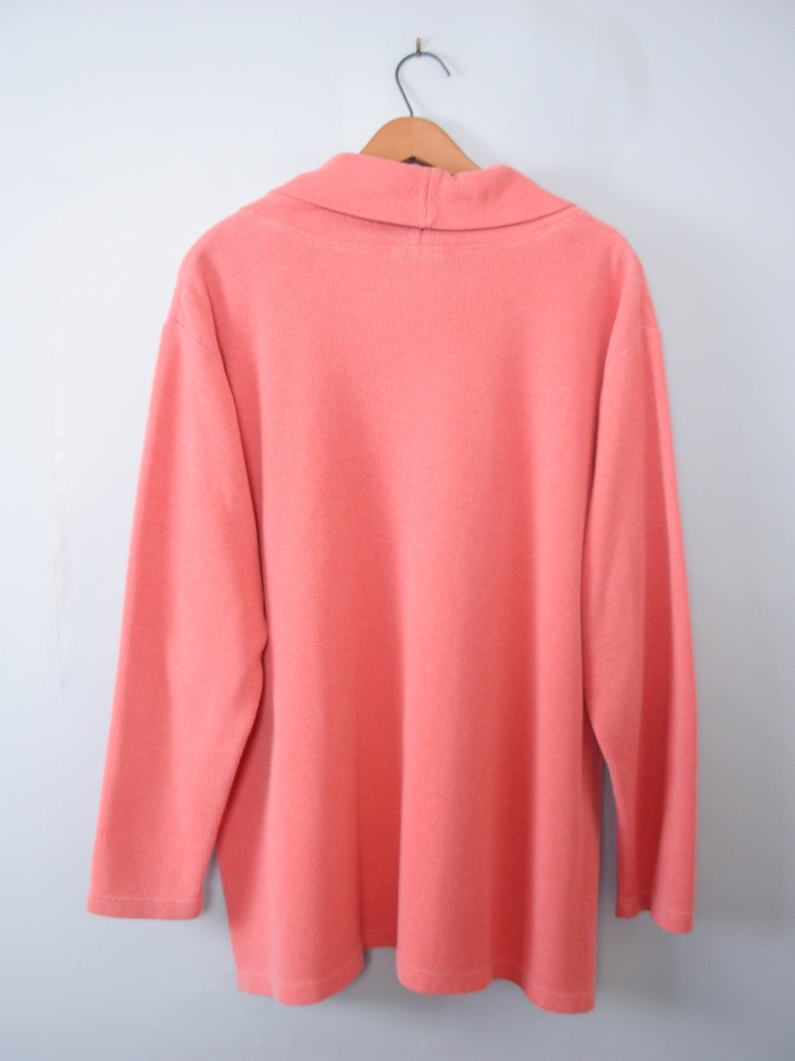 Vintage 80's light pink peach turtleneck long sleeved