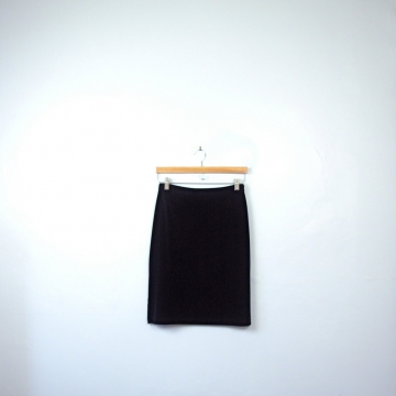 Vintage 90's velvet skirt, black velvet skirt, black pencil skirt, 90s skirt, size medium / small