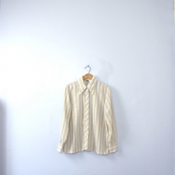 Vintage 70's pale striped blouse, pastel blouse, size large