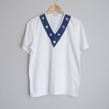 80's bedazzled white tee shirt, women's size medium