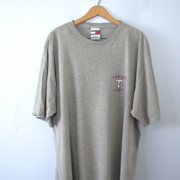 Vintage 00's Y2K Tommy Hilfiger grey logo shirt, size XL
