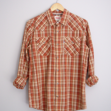 90's Levi's orange plaid pearl snap button up shirt, men's size small