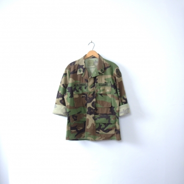 Vintage 90's camo jacket, army jacket, military camouflage fatigues, camo shirt, size medium - short