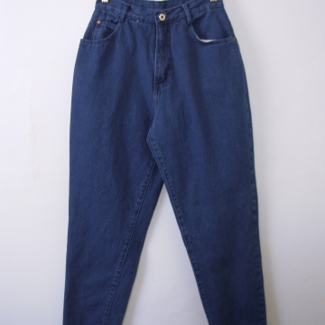 Vintage 80's high waisted jeans, mom jeans, blue denim, tapered leg, size 8 / 6