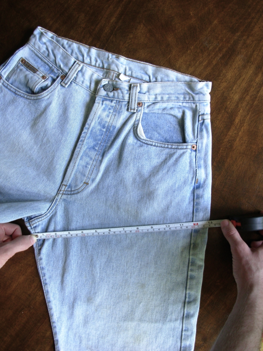 How to measure jeans and pants for an accurate fit