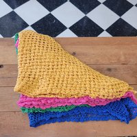 1970's crochet triangle scarf