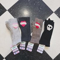 Upcycled cashmere gloves