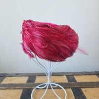 1950 Cecille Lorraine fuchsia pink feather pill box hat