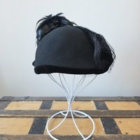 1940 wool and velvet crescent hat with feathers