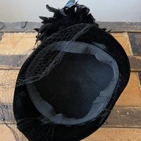 1940 wool and velvet crescent hat with feathers