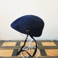 1960 Paris Boutique navy blue fur felt driving hat