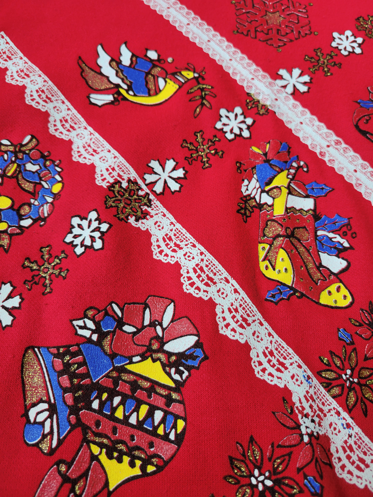 80's red Christmas sweatshirt, women's size large