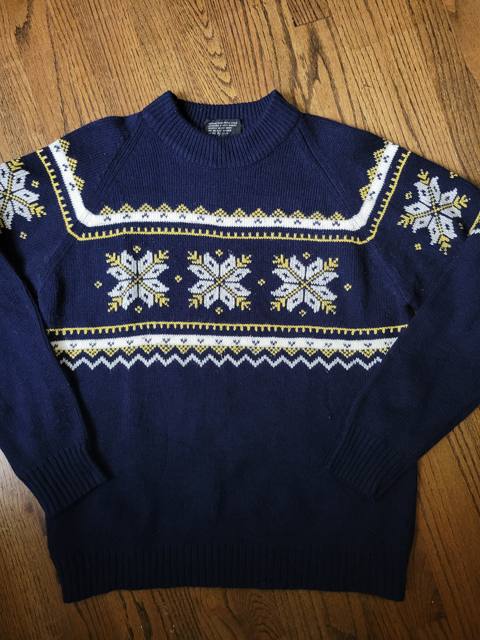 60's navy snowflake Christmas sweater, men's large