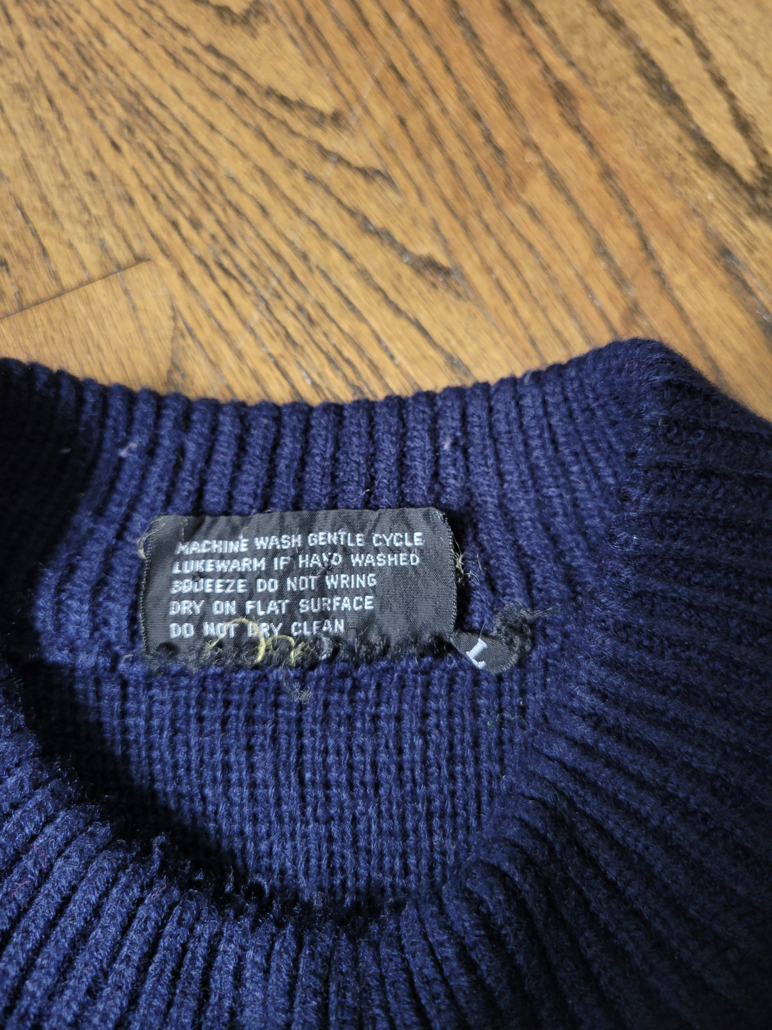 60's navy snowflake Christmas sweater, men's large