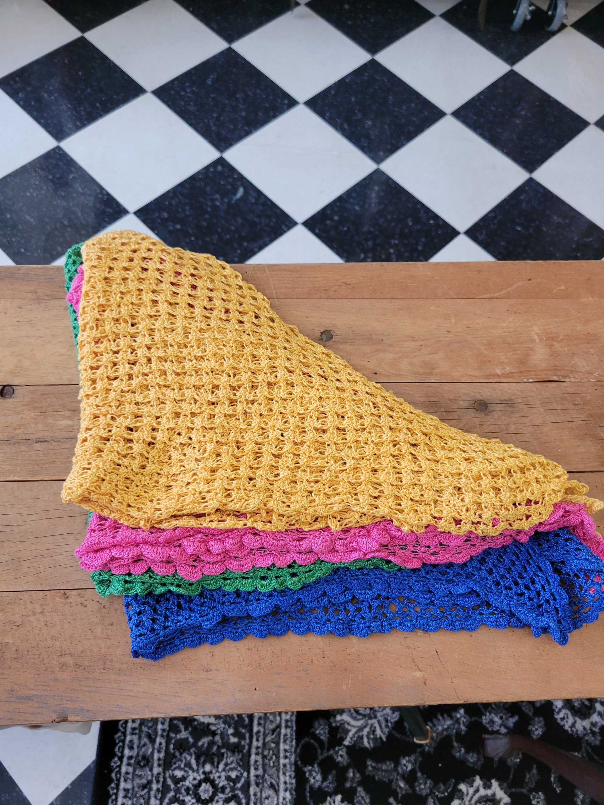 1970's crochet triangle scarf