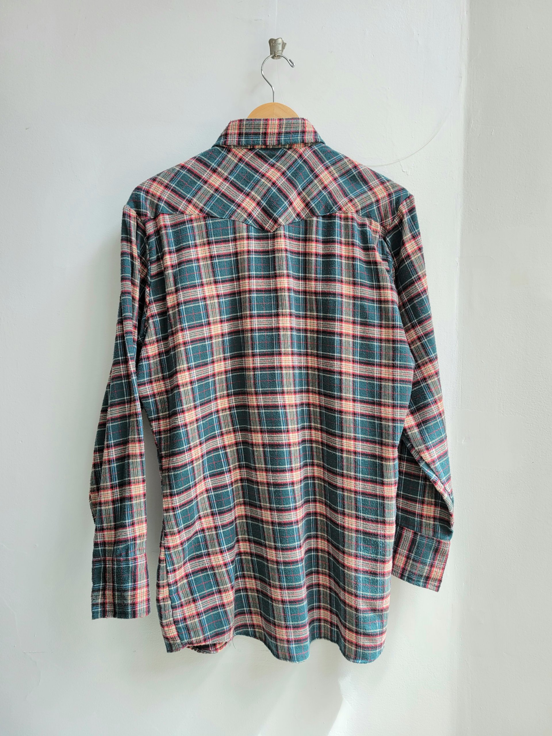 1970 Roebucks plaid flannel button up shirt with pearl snaps, size large