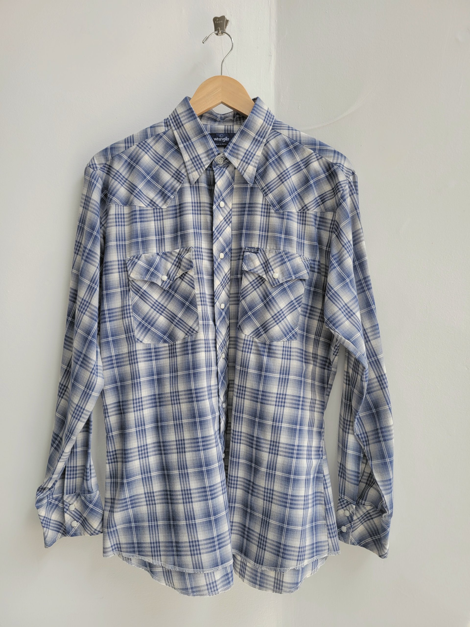 1970 Wrangler plaid button up shirt with pearl snaps, size large