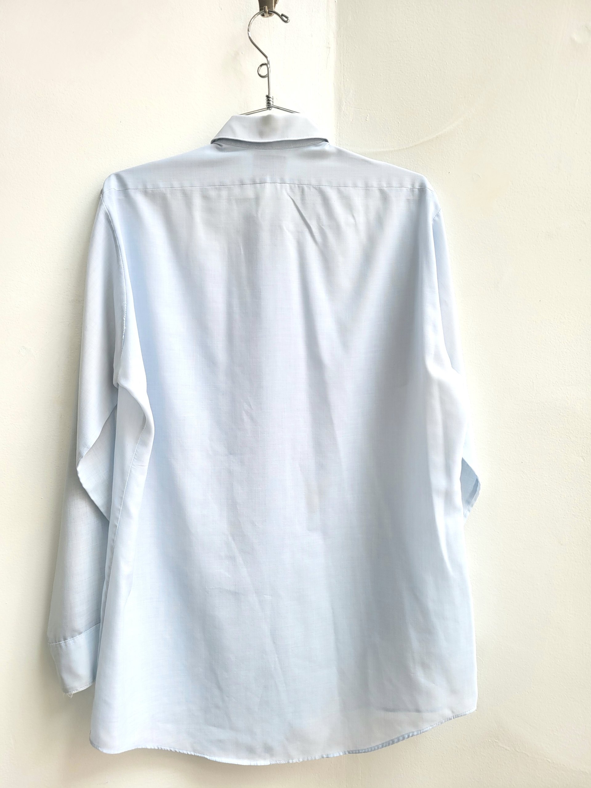 1960 Van Heusen Air Force blue button up shirt, medium