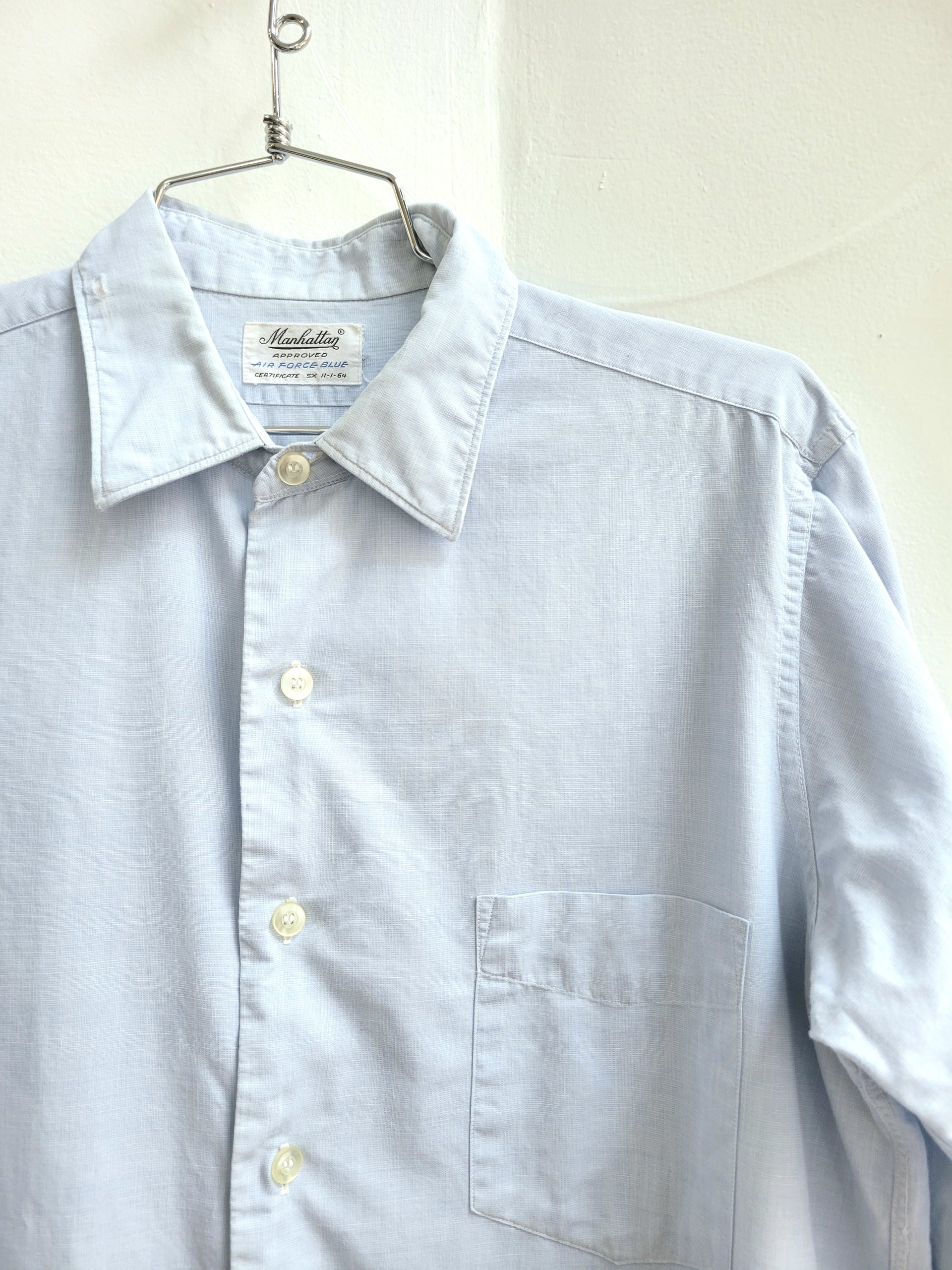 1960 Manhattan Air Force blue button up shirt, medium