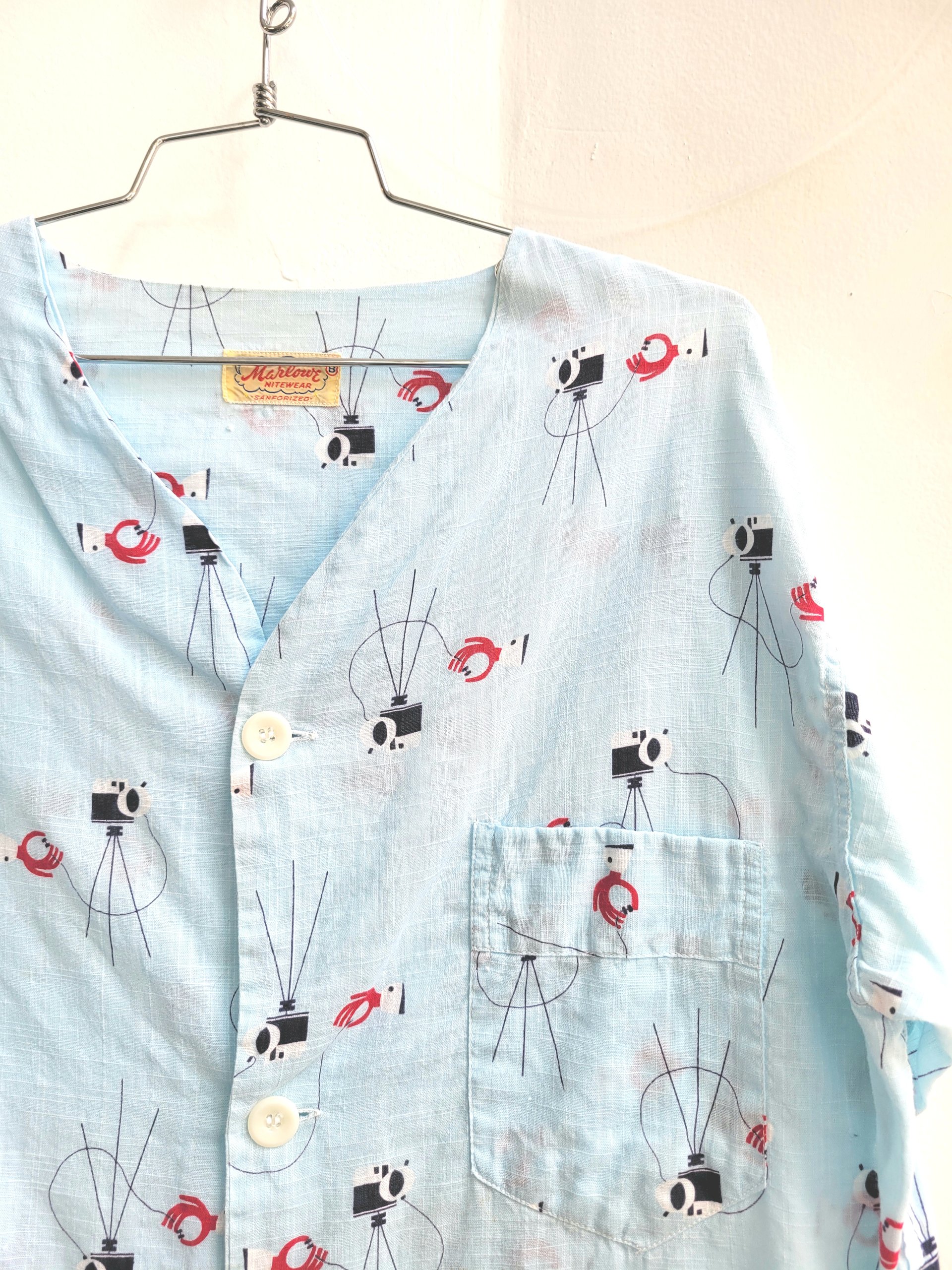 1950 Marlowe Mid Century Modern camera cotton set, medium