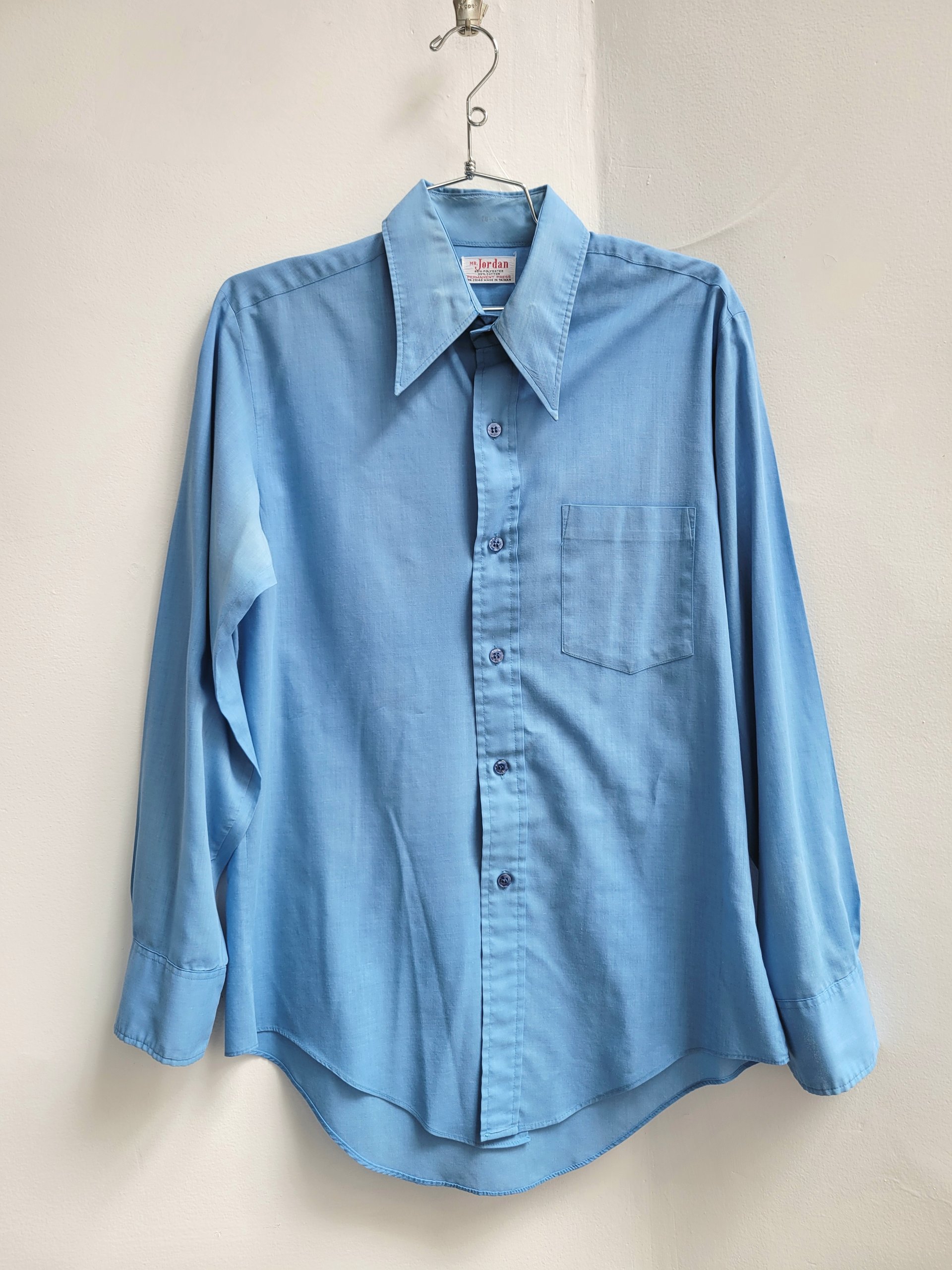 1970 Mr. Jordan blue button up shirt, medium