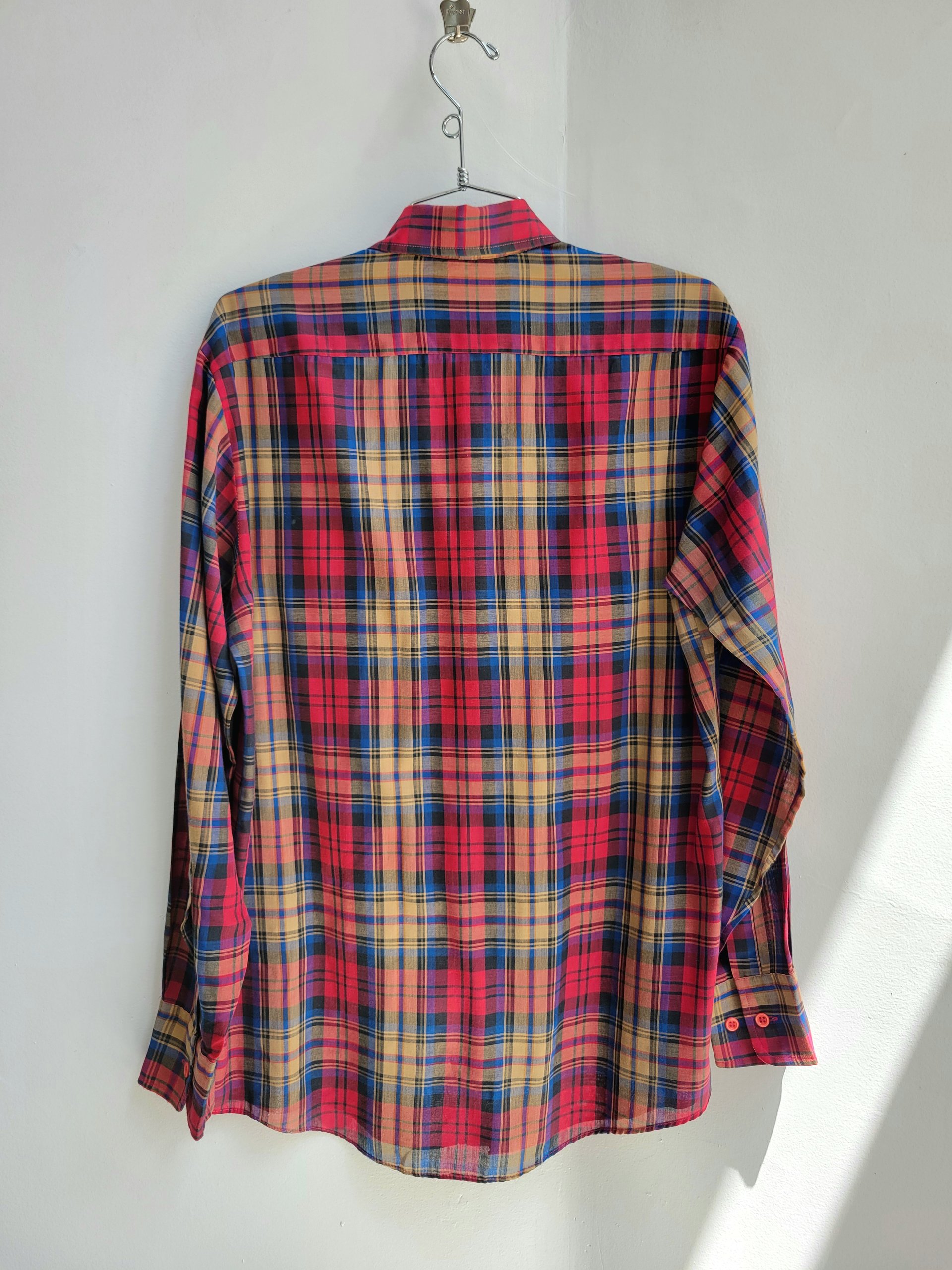 1980 Timber Ridge red plaid button up shirt, medium