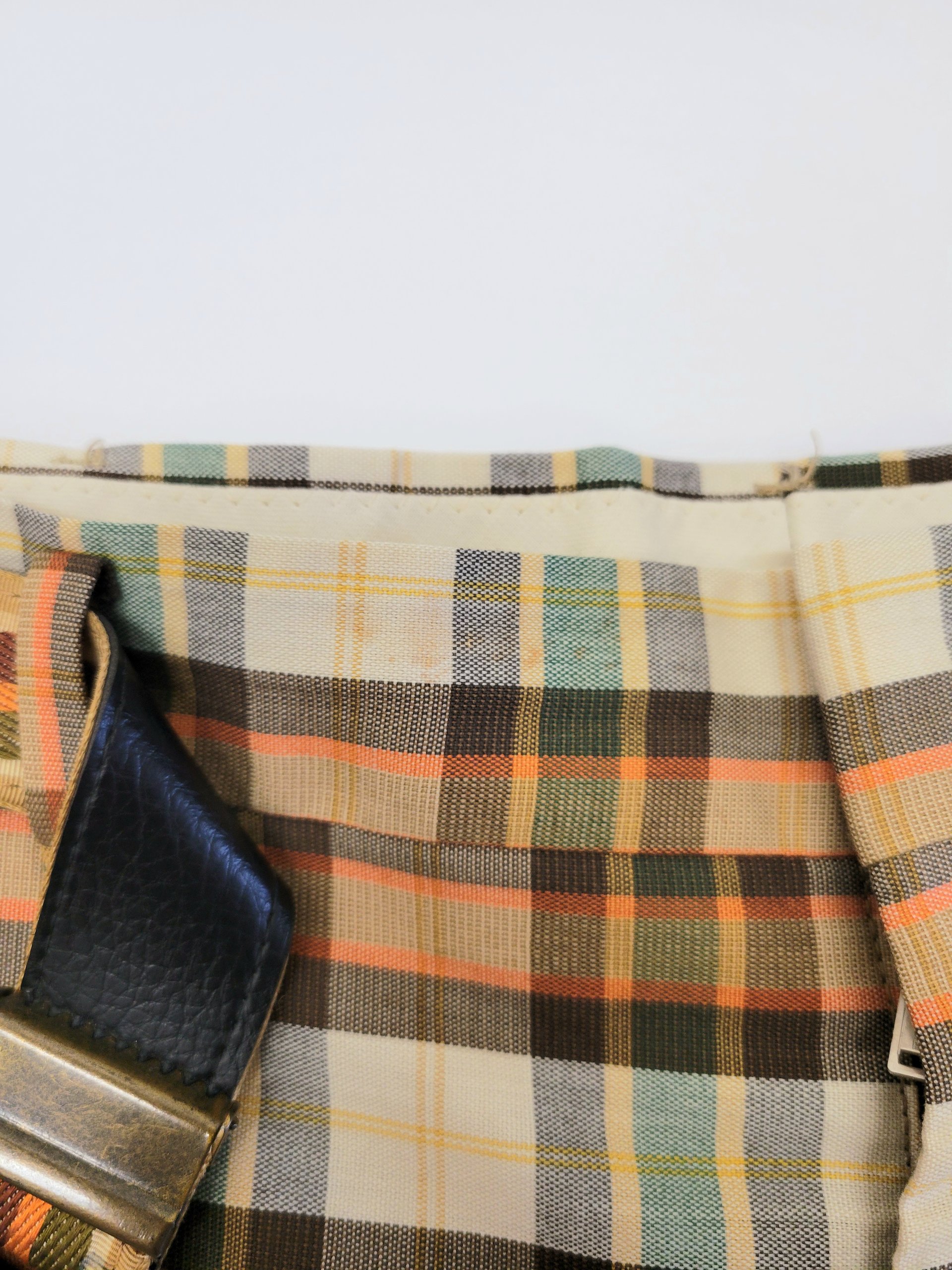 1970 Farah plaid shorts with belt, size 32