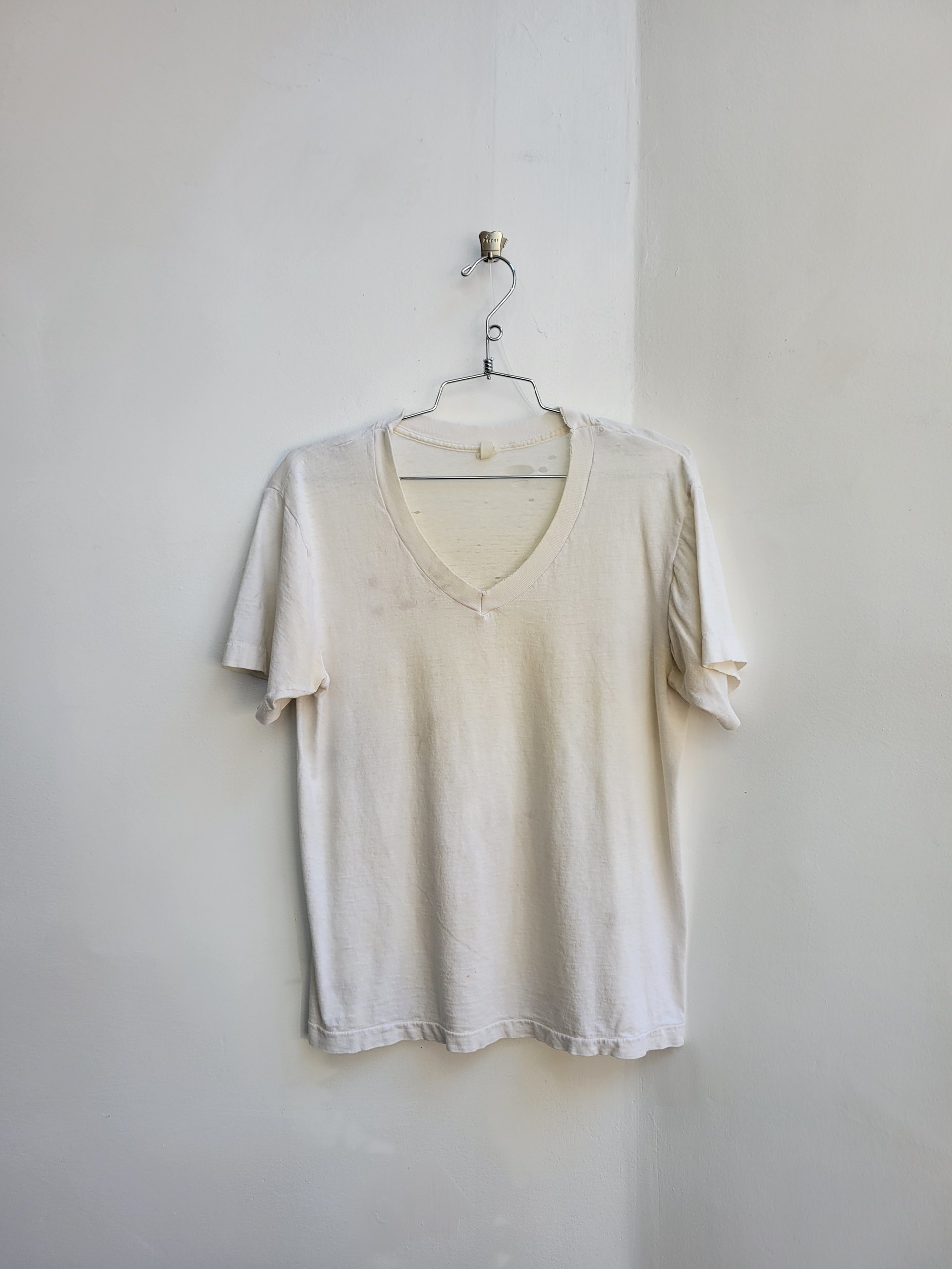 1970 thrashed white tee shirt, size small