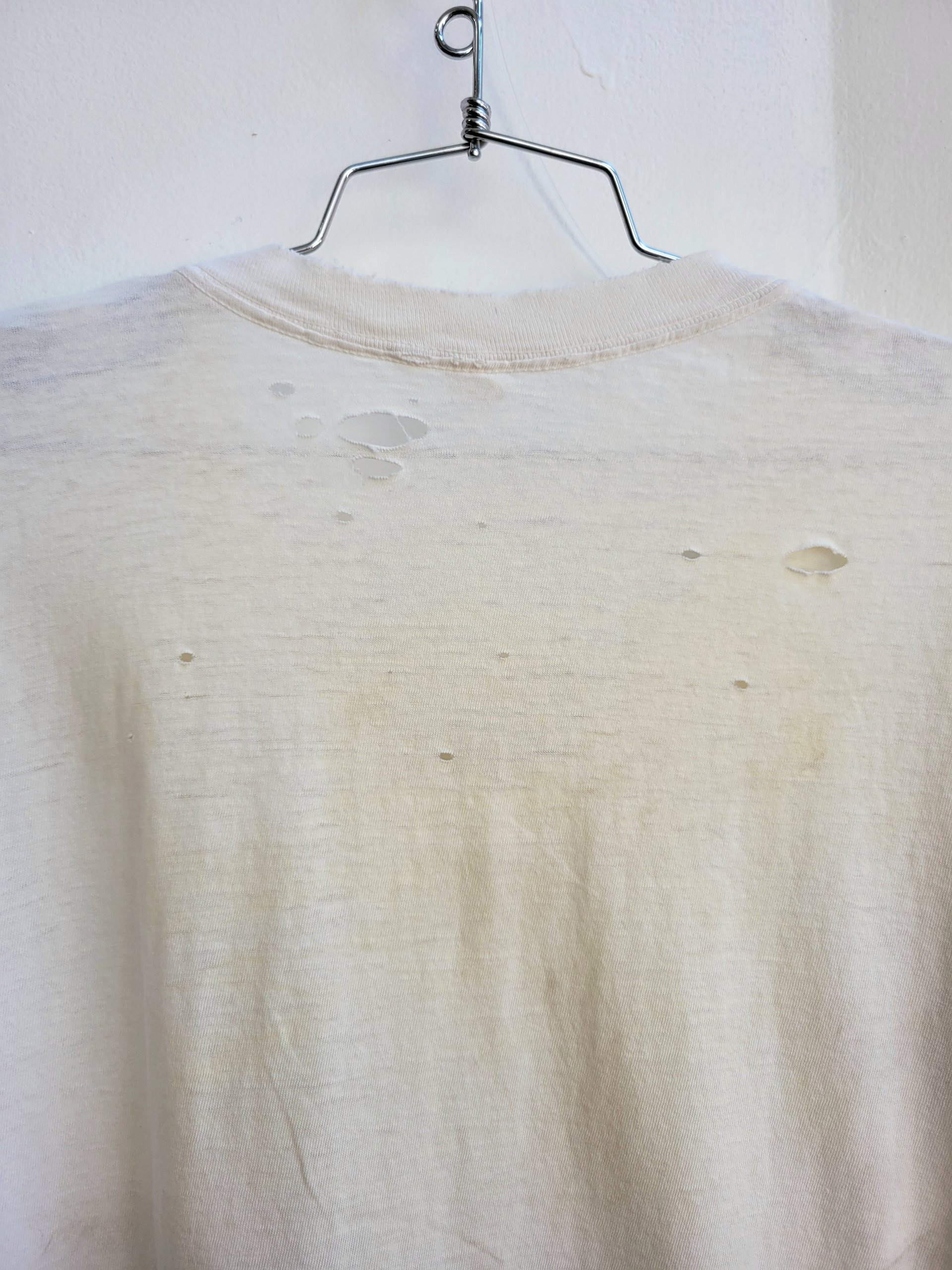 1970 thrashed white tee shirt, size small