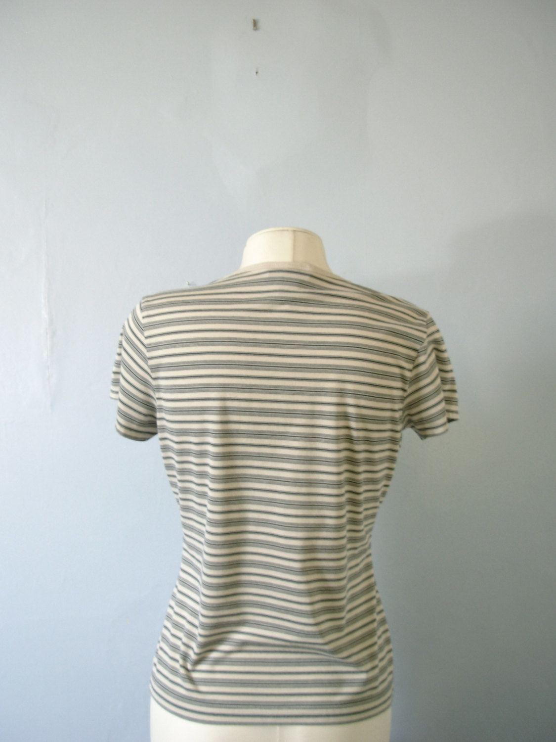Vintage 90's beige and black striped shirt, size medium / large