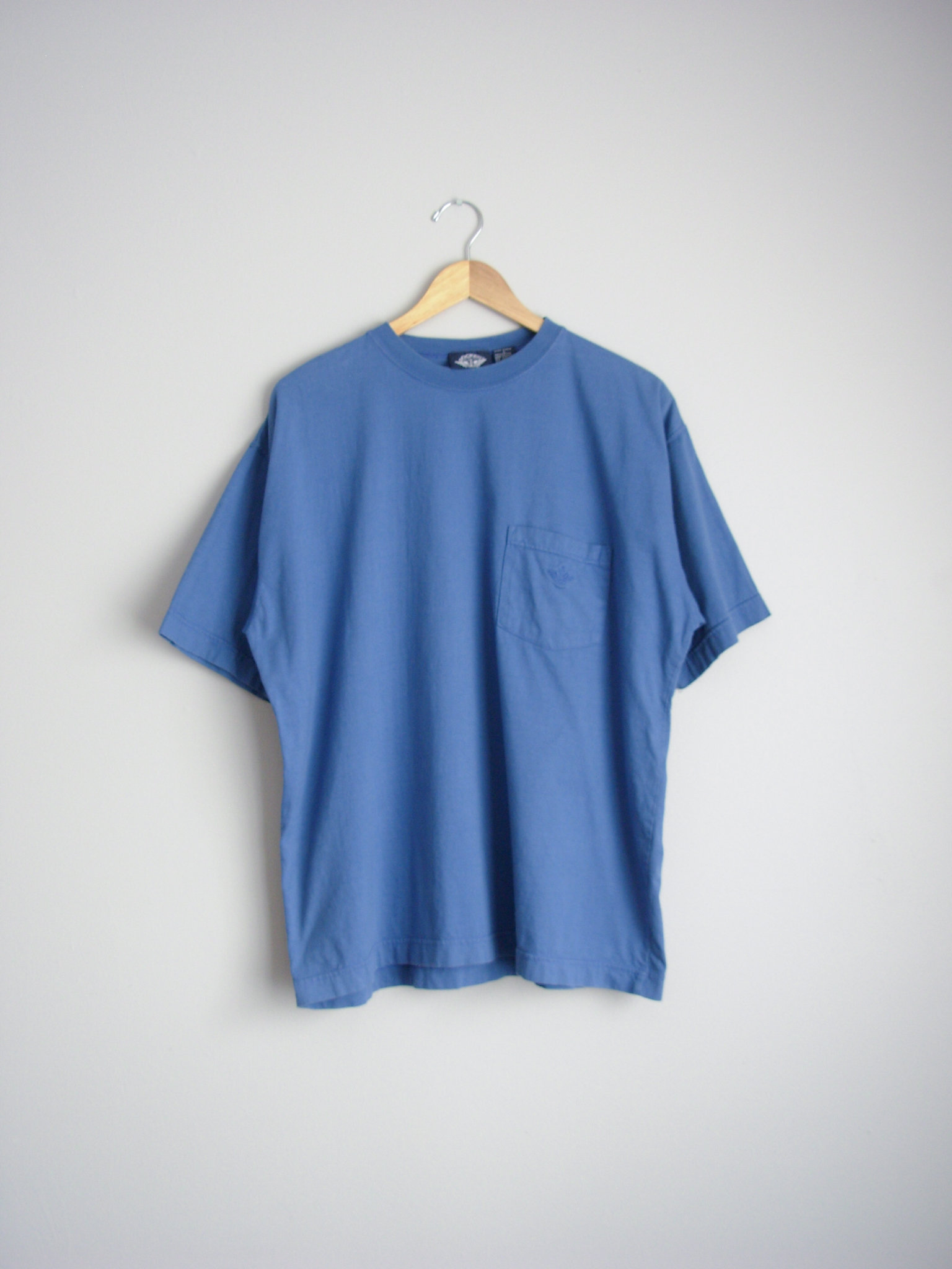 90's blue pocket tee shirt, men's size large