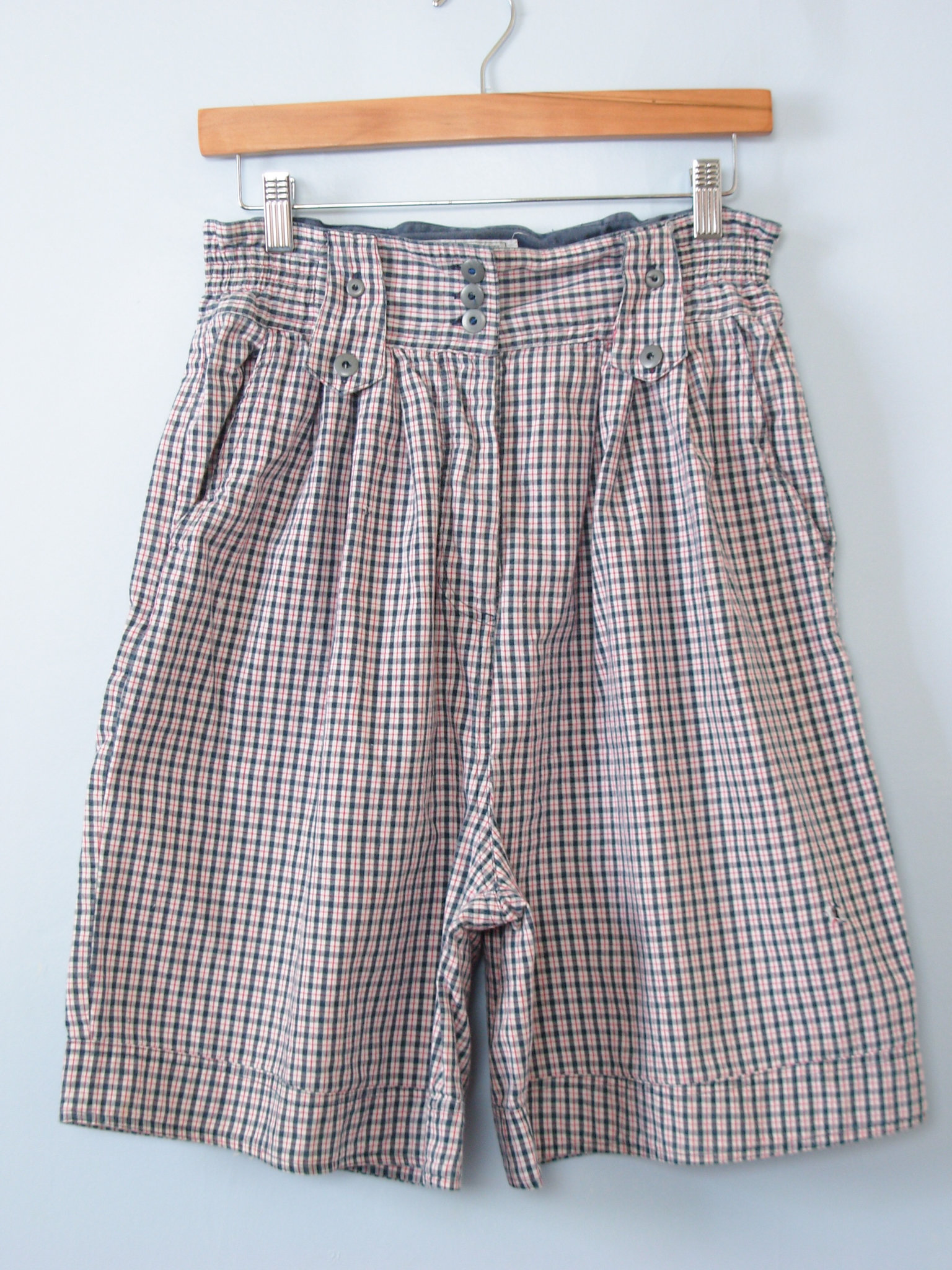 80's distressed plaid high waisted pleated shorts, women's size medium