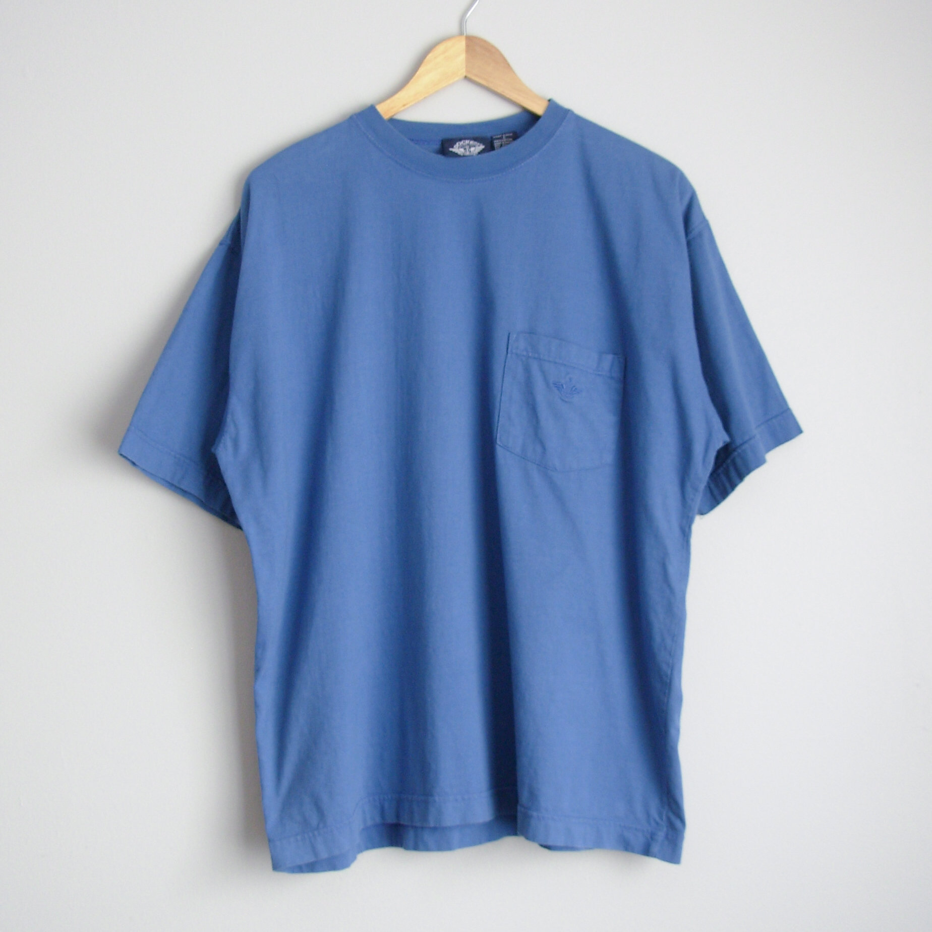 90's blue pocket tee shirt, men's size large