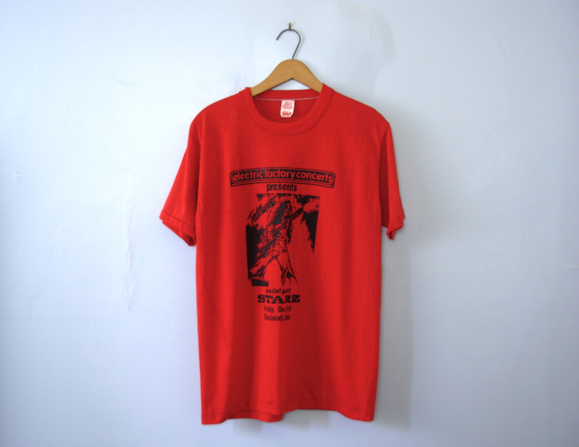 Vintage 70's rare Ted Nugent shirt Cincinnati Ohio concert band tee, size large