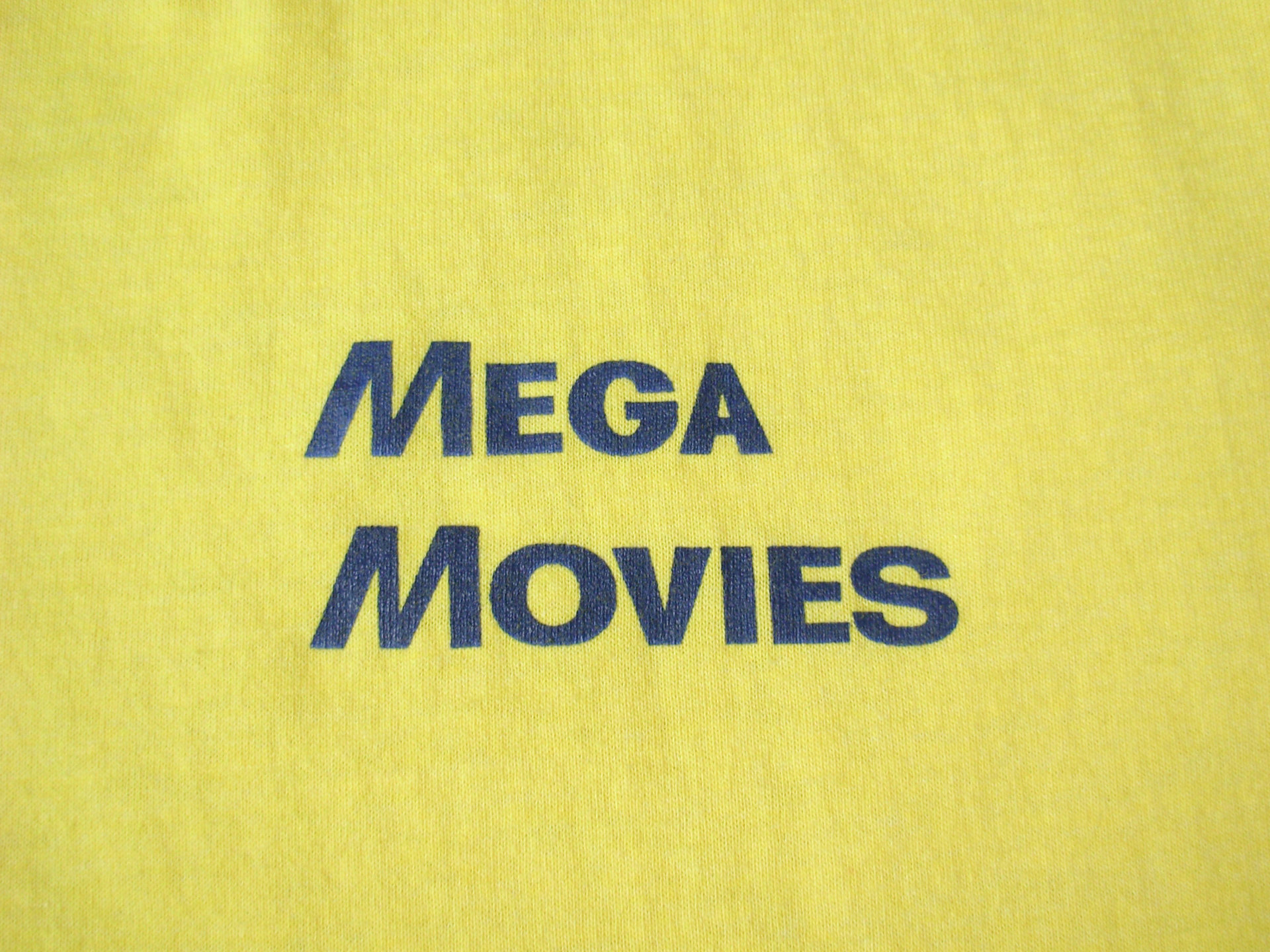 90's Beverly Hillbillies Mega Movies tee shirt, men's size large
