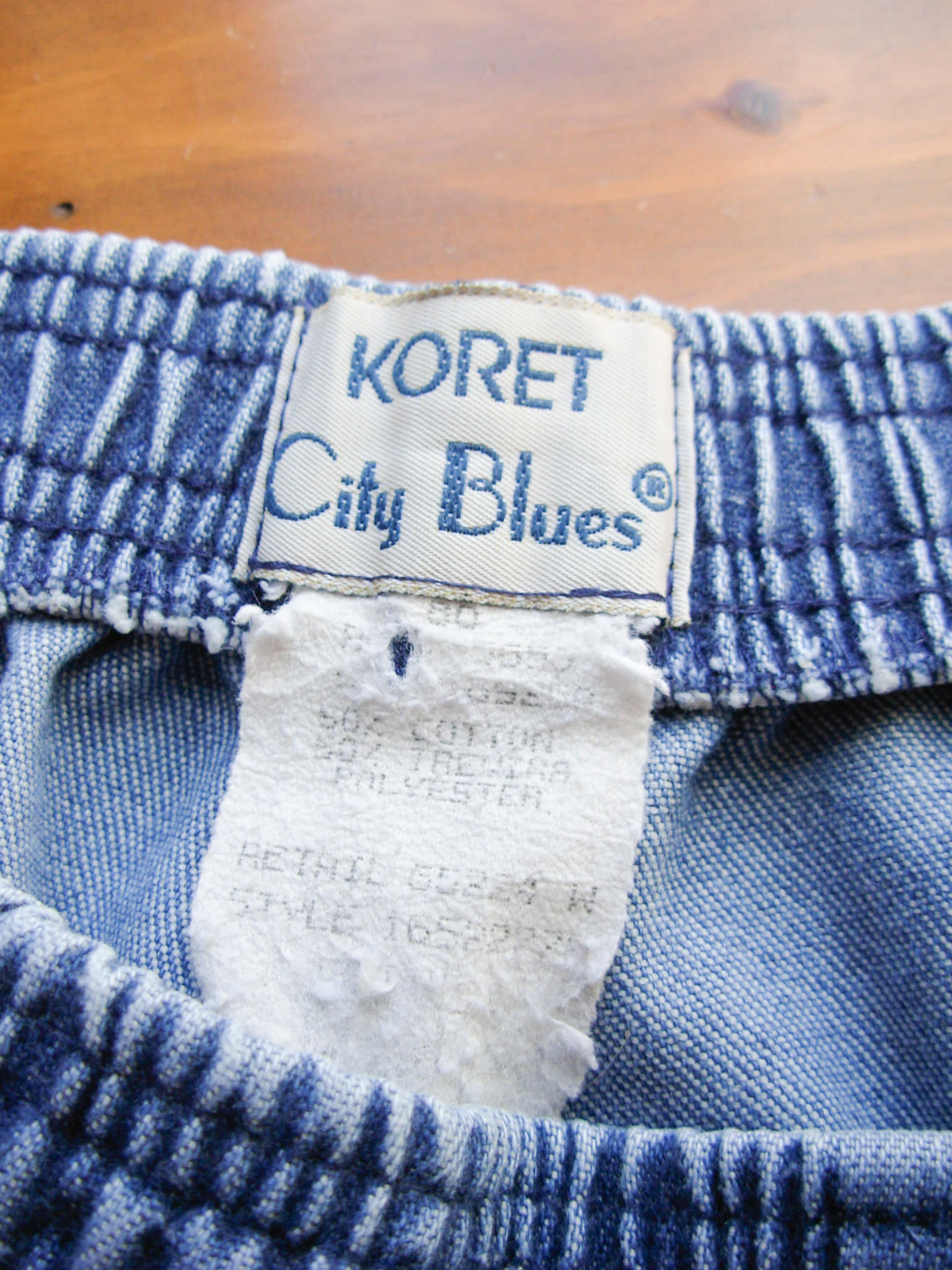 80's high waisted jeans with elastic waistband, women's size medium