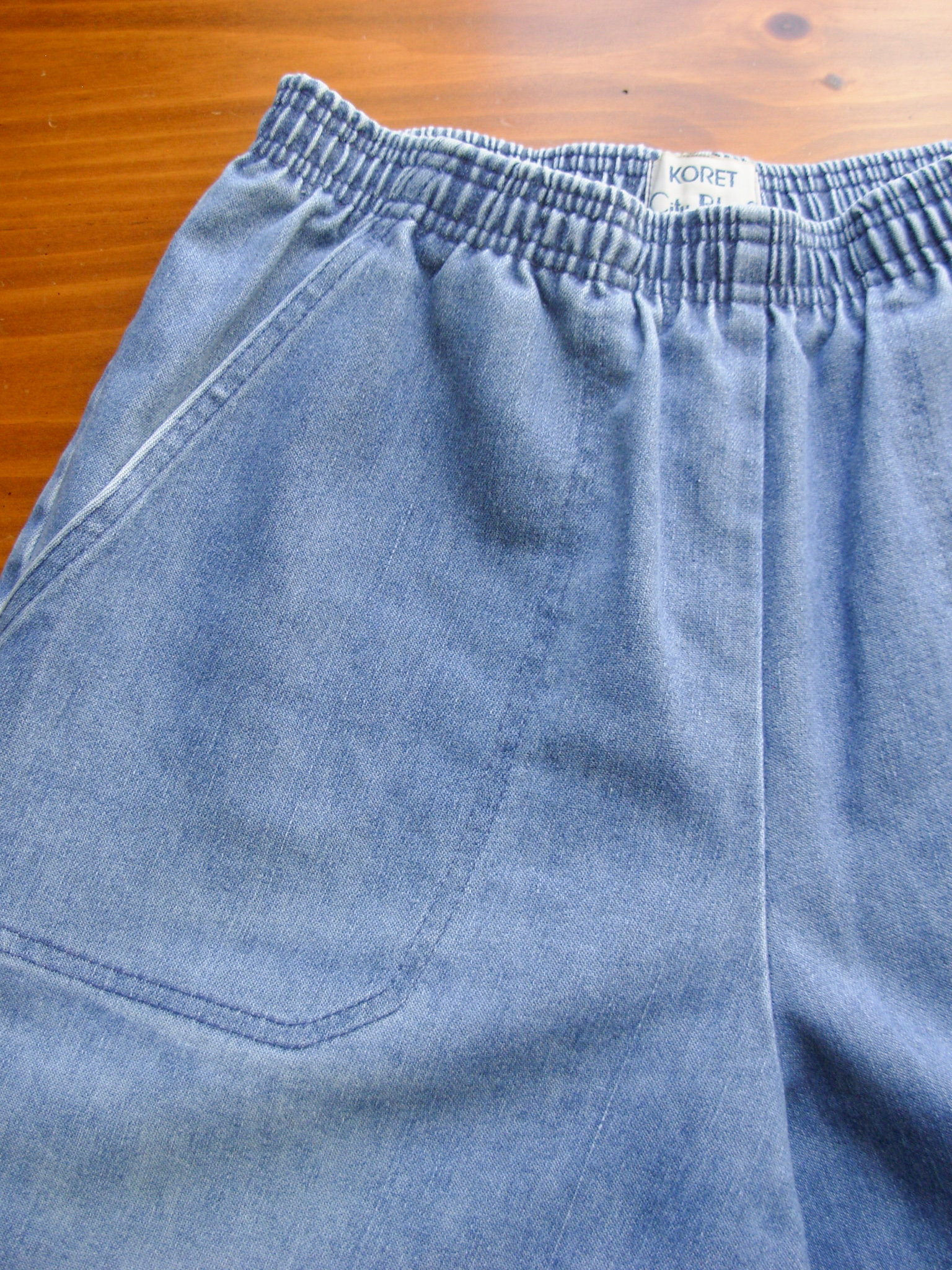 80's high waisted jeans with elastic waistband, women's size medium