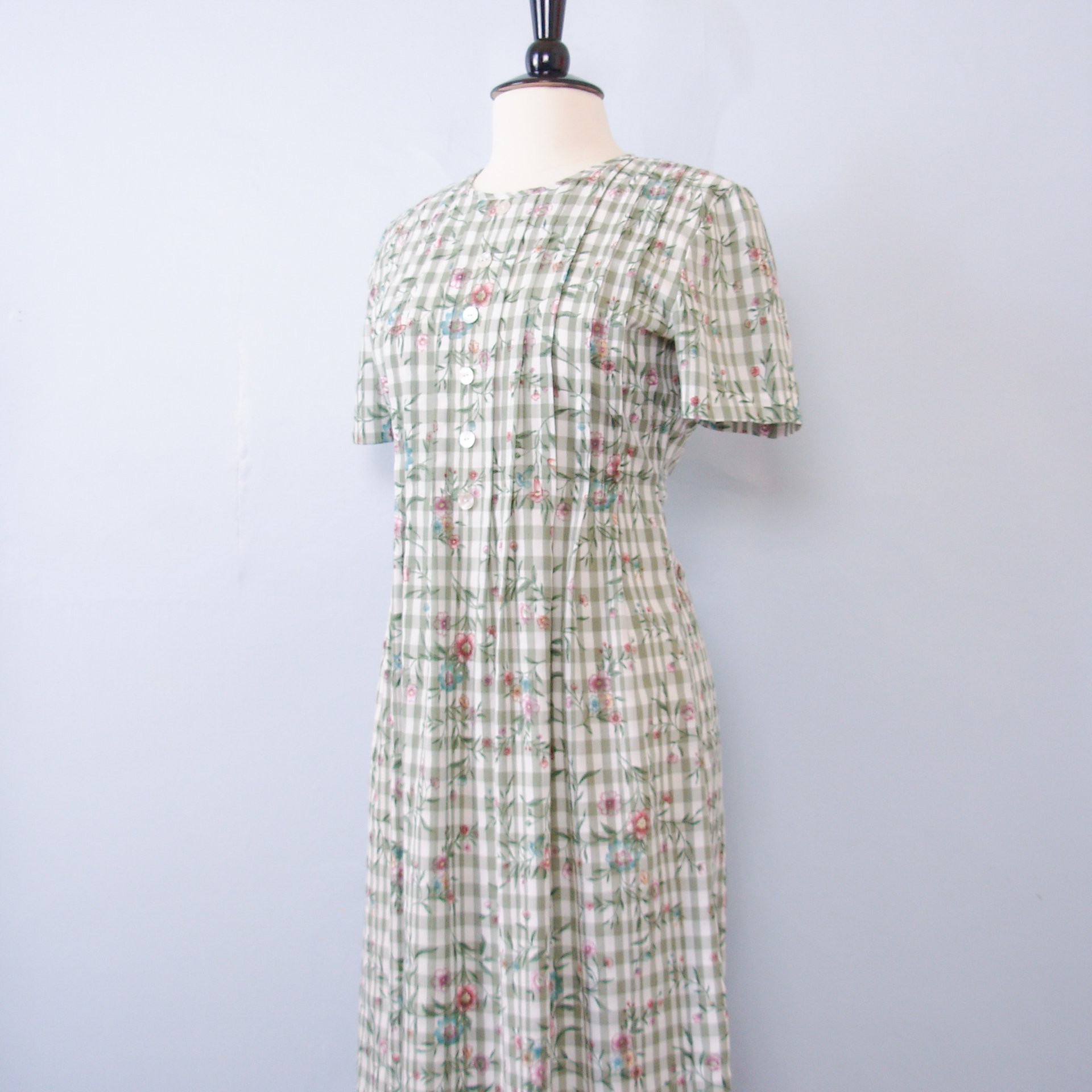 90's floral green plaid dress, women's size medium