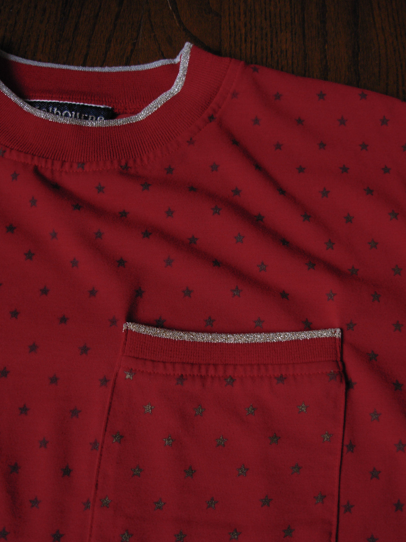 80's red star long sleeved tee shirt with pocket, size large