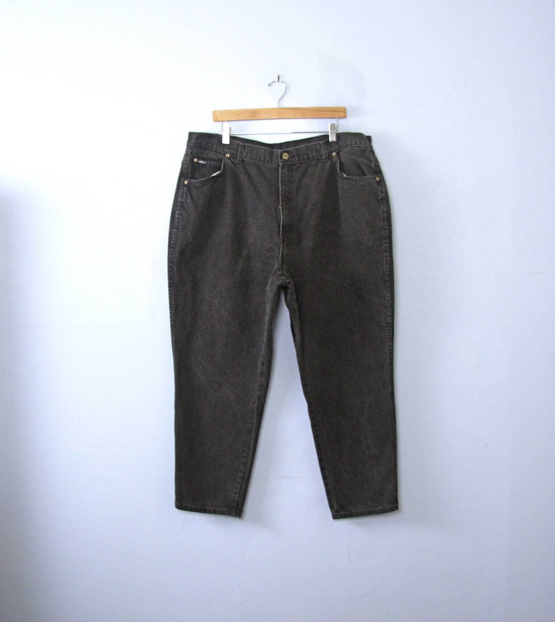 Vintage 80's Chic black denim high waisted mom jeans, tapered leg, women's size 26 / 24