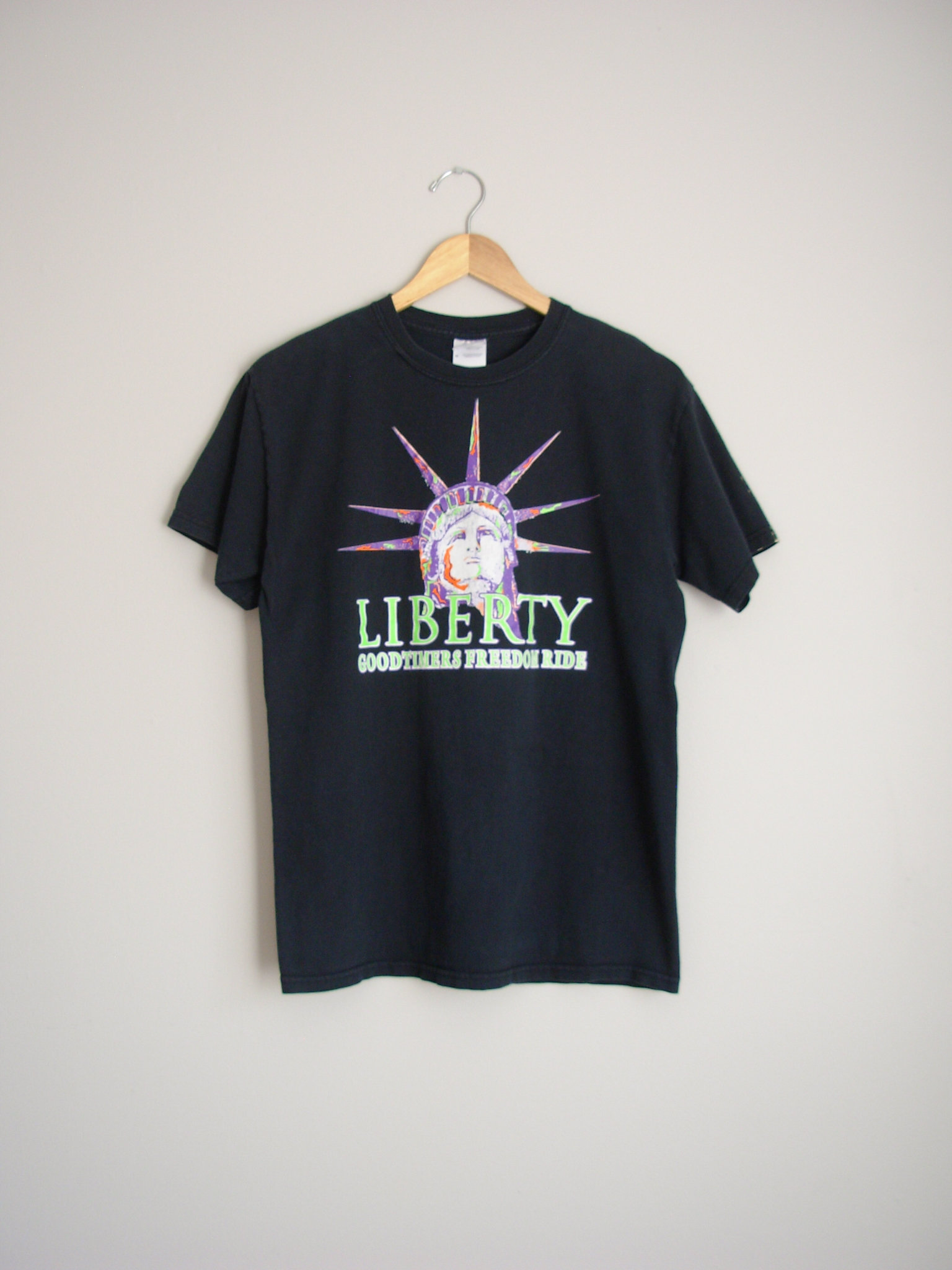 90's NY Liberty graphic tee shirt, men's size medium