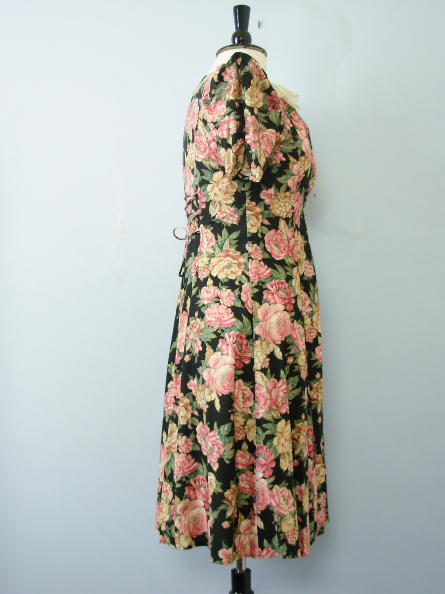 80's floral button up dress, women's size small