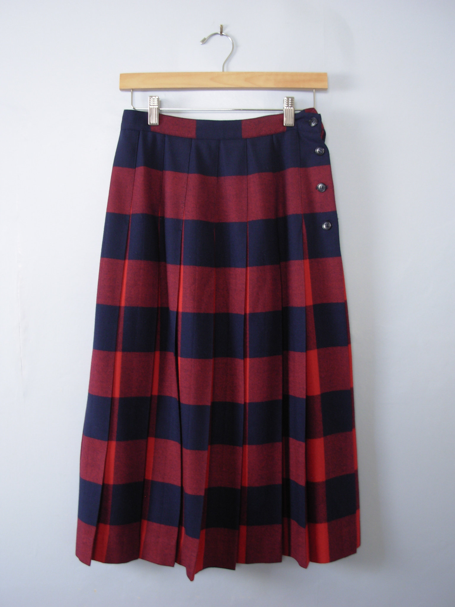Vintage 80's red and navy plaid pleated wool midi skirt, women's size 10