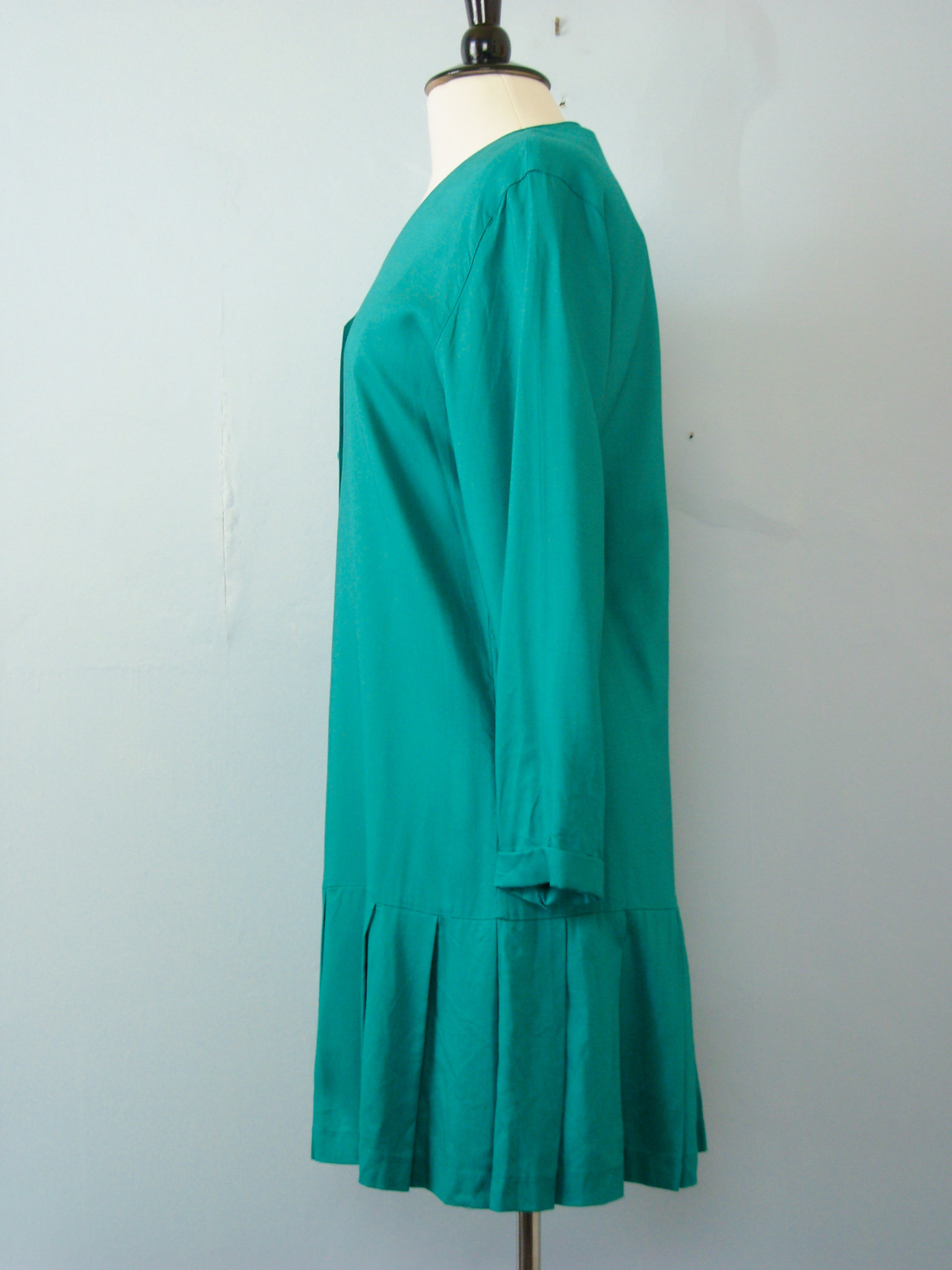 80's teal blue dropped waist pleated dress, women's size medium