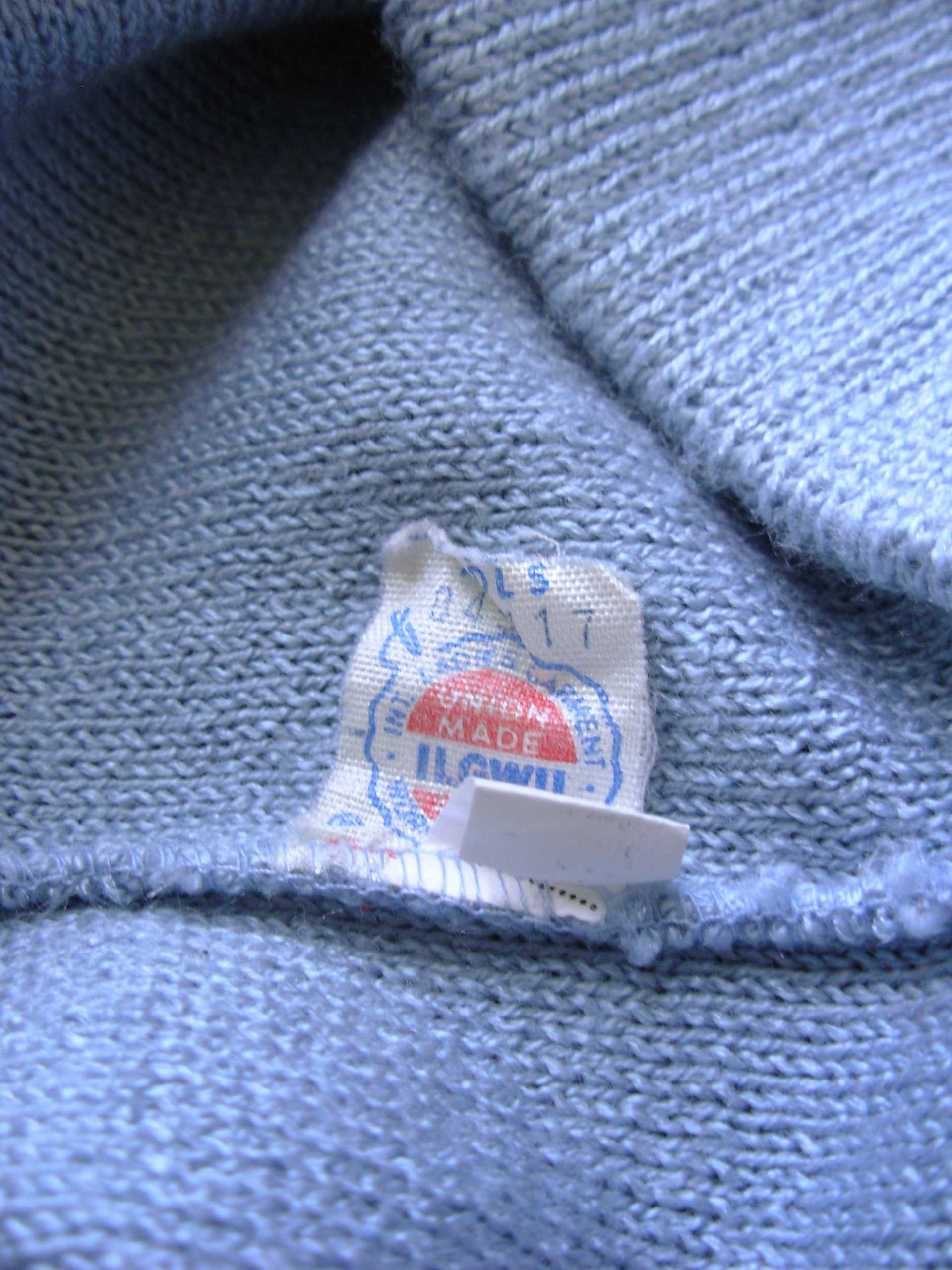 Vintage 80's light blue knee length knit skirt, size small