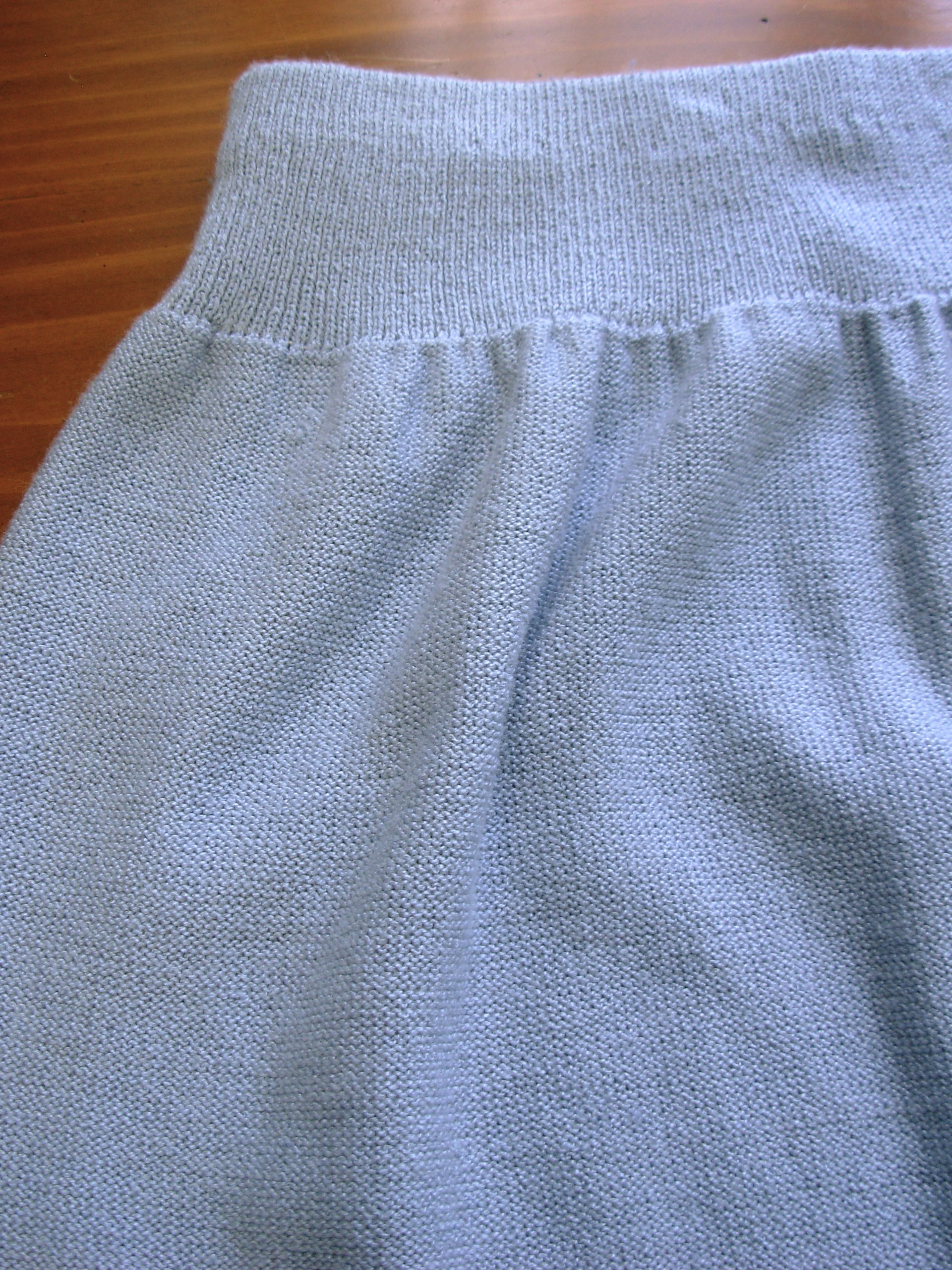 Vintage 80's light blue knee length knit skirt, size small