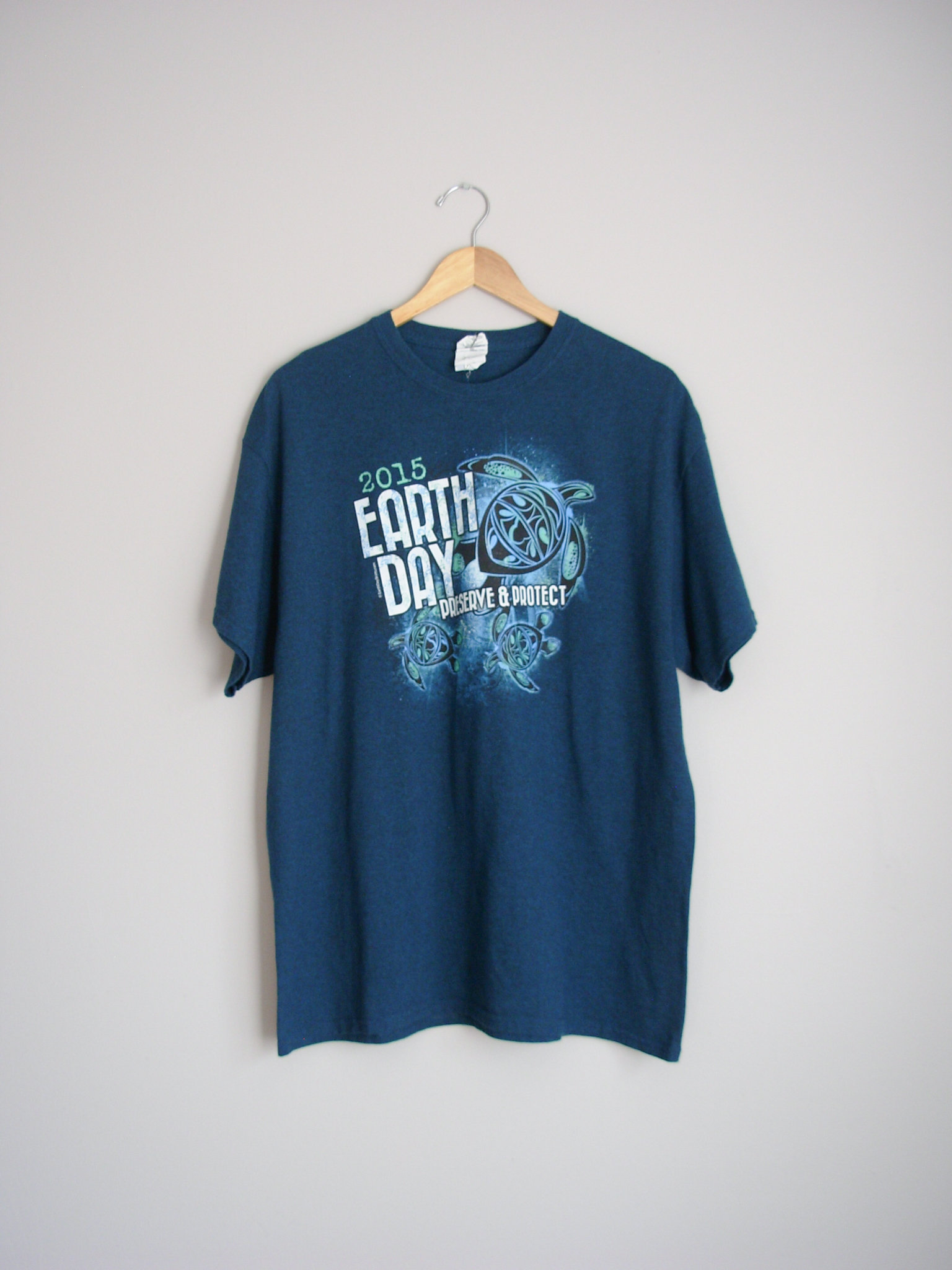 Y2K earth day graphic tee shirt, men's size XL